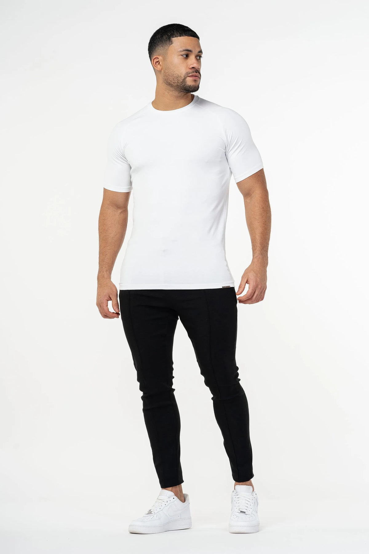 The Muscle Basic T-Shirt – Strength Meets Style